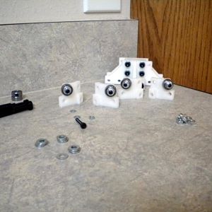 Assembling guides for the Z-axis