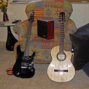 Schecter Omen-6 Electric
Cordoba GK Studio Acoustic-Electric
In-Win Diva case