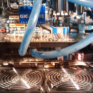 GTX 580 with MCW60 and stock heatsink