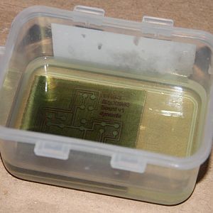 Photoresist developer bath