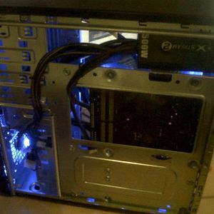 pc with cable managment.