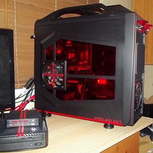 900x900px LL f7c347a2 LL28