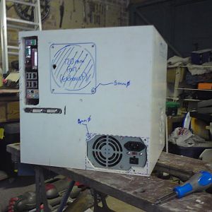 Things start to come together. You can see the 8800gt peeking out too