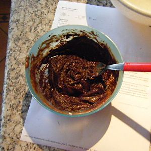 DSCF3016

6oz Dark Chocolate.   1/4 cup of Sour Cream.   Melt.  mix