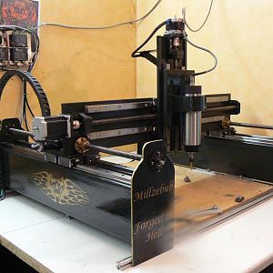 CNC 004