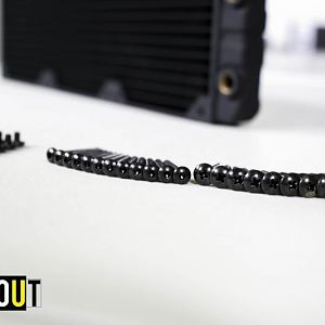 360 Radiator and the screws for it