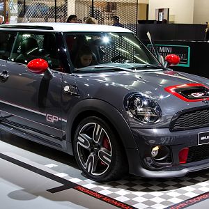 2013-mini-john-cooper-works-gp
