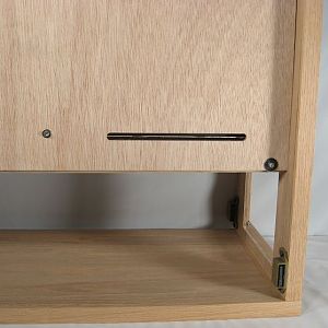 False back bottom slot