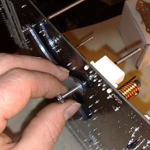 3-26_Fitting the CPU back plate