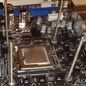 3-27_CPU stud holding nuts