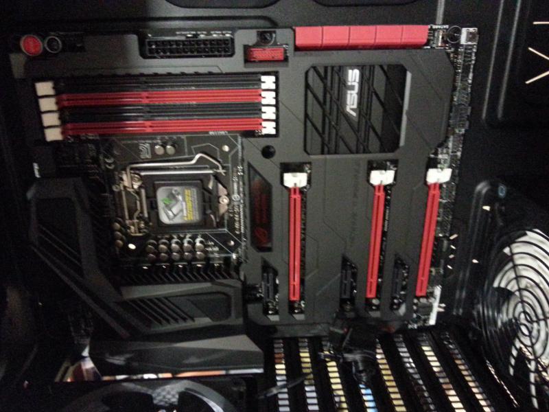 MoBo in place - detailed